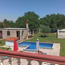 Apartmani Chipo Galižana