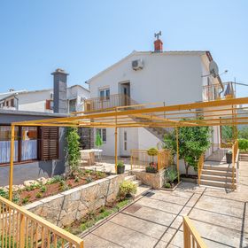 Apartmani Klavdija Vodice