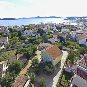 Apartments Ivona Vodice