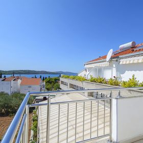 Apartments Maslina Okrug Gornji