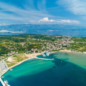 Apartments Albina Lopar