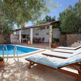 Villa Lukrecia Supetar