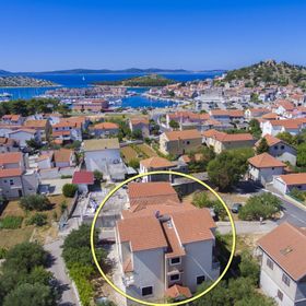 Apartments Mira Tribunj