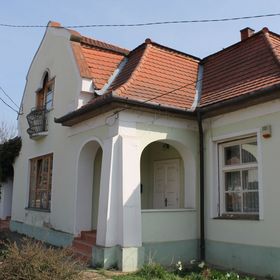 Két Kapu Udvarház Szentlászló