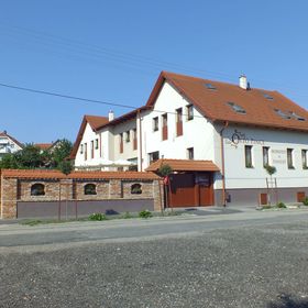 Ottó Pince Borozó és Panzió Sopron