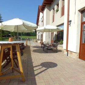 Ottó Pince Borozó és Panzió Sopron