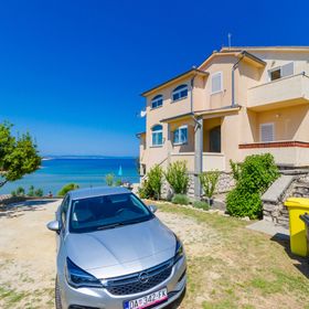 Apartments Katica Kampor