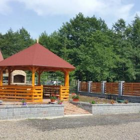 Căsuțe Riverside Praid