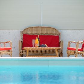 Apartments Vesna with pool Vodice