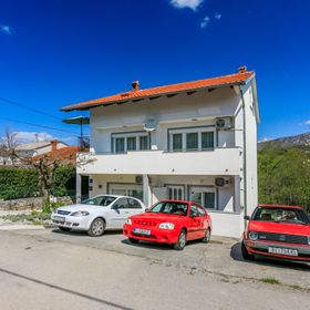 Apartments Ratko Jadranovo