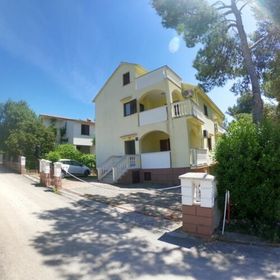 Apartmani Stanko Petrčane