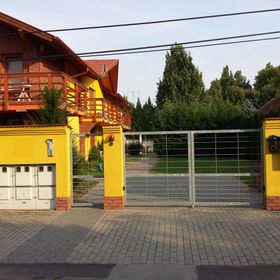 Okker Apartman Gyula