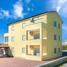 Apartmani Tina Medulin