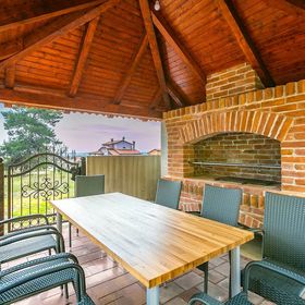 Apartmani Tina Medulin