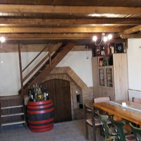 Berger Pince és Vendégház Császártöltés