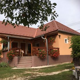 Liliom Vendégház Bakonybél