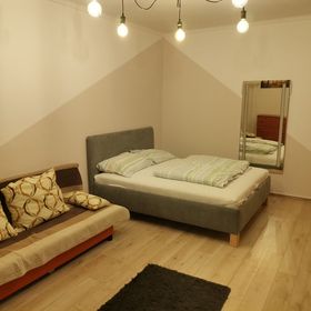 Sólyom Apartman Gyula