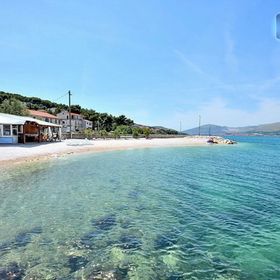 Apartmani Marin Arbanija