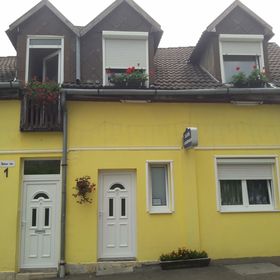 Zafír Apartman Eger