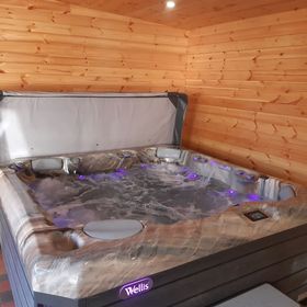 Vár-Lak Apartman Privát Jakuzzival Szilvásvárad