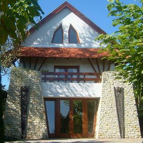 Flair Vendégház Eger