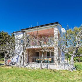 Apartmani Alojzija Medulin