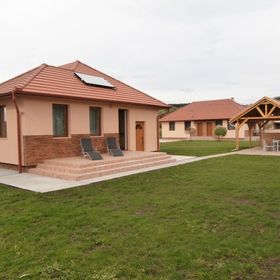 Natura Vendégházak Demjén