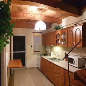 Éhes Csuka Vendégház Poroszló