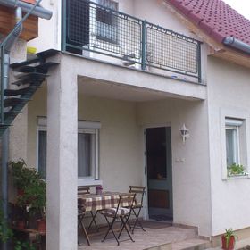 Hunor Apartman Gyenesdiás