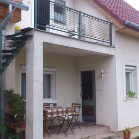 Hunor Apartman Gyenesdiás