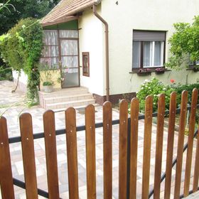 Berni Vendégház Kisharsány