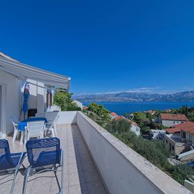 Apartmanok Parkolóhellyel Postira, Brac - 11168 Postira