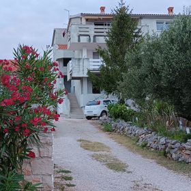 Apartmanok Parkolóhellyel Kali, Ugljan - 11020 Kali