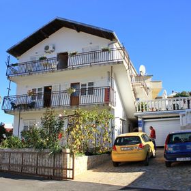 Apartmanok Parkolóhellyel Mastrinka, Ciovo - 9428 Mastrinka