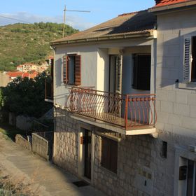 Apartmanok Internet Hozzáféréssel Vis - 8435