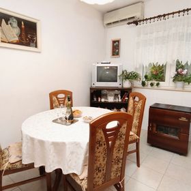 Apartmanok A Tenger Mellett Sumpetar, Omis - 5983 Sumpetar