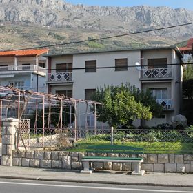 Apartmanok A Tenger Mellett Sumpetar, Omis - 5983 Sumpetar