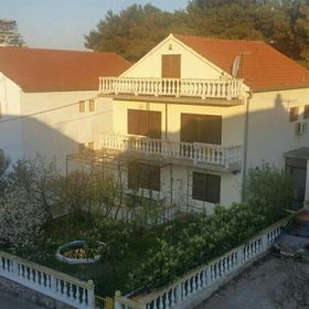 Apartmanok Parkolóhellyel Vodice - 4180