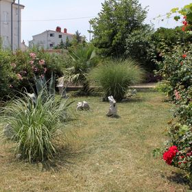 Apartmanok Parkolóhellyel Novi Vinodolski - 5600