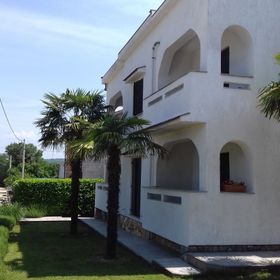 Apartmanok Parkolóhellyel Sveti Anton, Krk - 5288 Sveti Anton