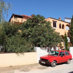 Apartmanok Parkolóhellyel Medulin - 7208