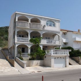 Apartmanok A Tenger Mellett Stara Novalja, Pag - 6469 Stara Novalja