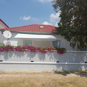 Apartmanok Parkolóhellyel Seline, Paklenica - 6604 Seline