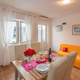 Apartmanok Parkolóhellyel Makarska - 12336