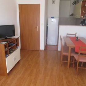 Apartmanok Parkolóhellyel Kastel Stafilic, Kastela - 11006 Kaštel Štafilić