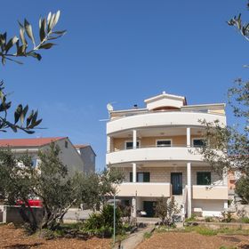 Apartmanok A Tenger Mellett Brodarica, Sibenik - 5736 Brodarica
