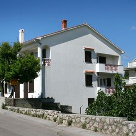 Apartmanok Parkolóhellyel Krk - 5364