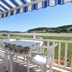 Apartmanok Parkolóhellyel Lumbarda, Korcula - 4471 Lumbarda