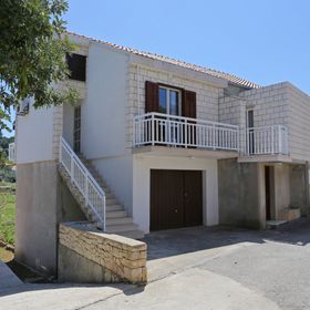 Apartmanok Parkolóhellyel Lumbarda, Korcula - 4471 Lumbarda