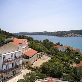 Apartmanok és Szobák A Tenger Mellett Tisno, Murter - 5128 Tisno